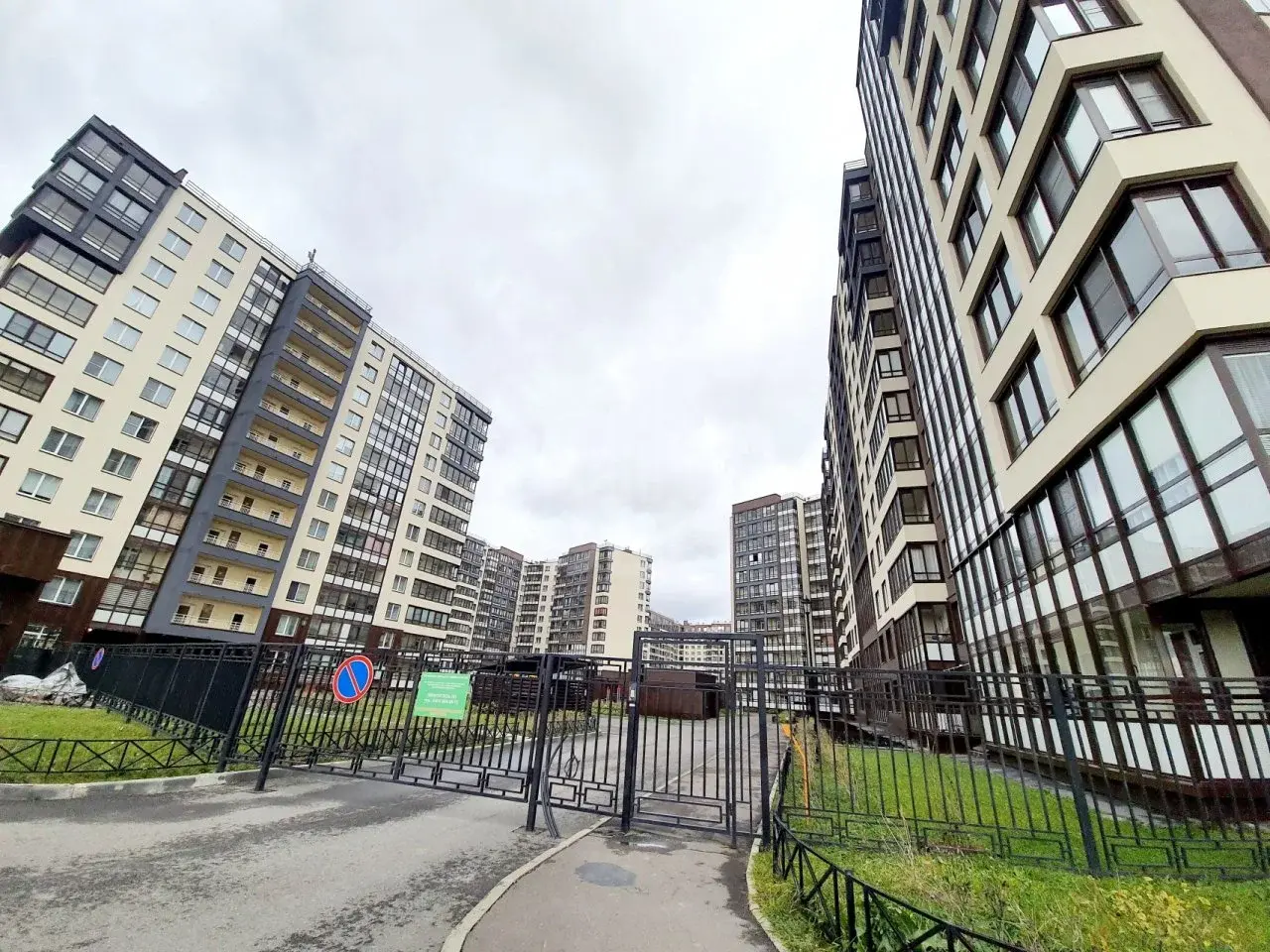 двухкомнатная квартира в Санкт-Петербурге по адресу: Ветеранов проспект, 169, к 1
