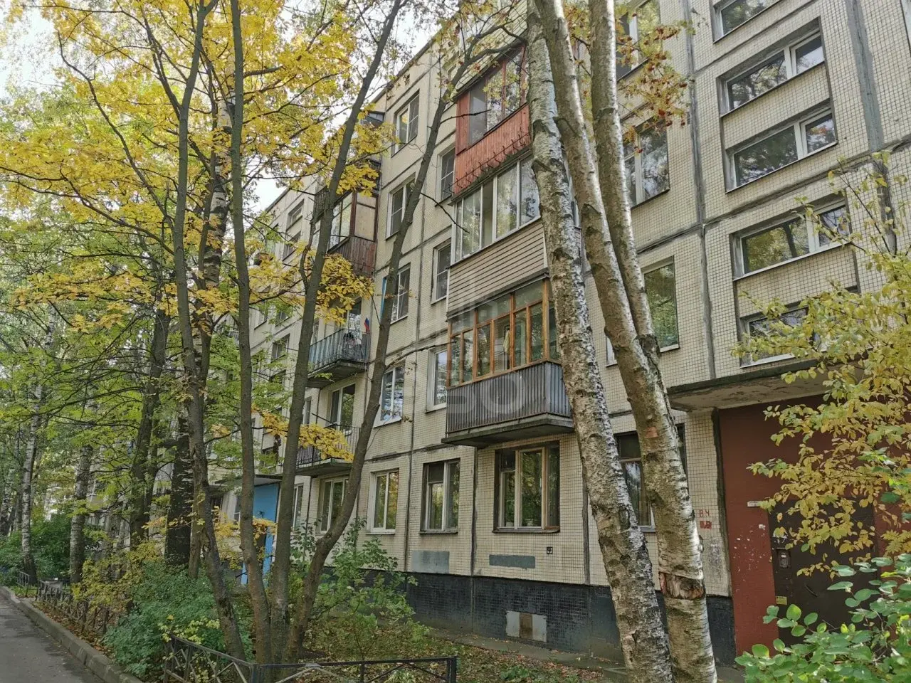трехкомнатная квартира в Санкт-Петербурге по адресу: Козлова ул., 51, к 2, литера А