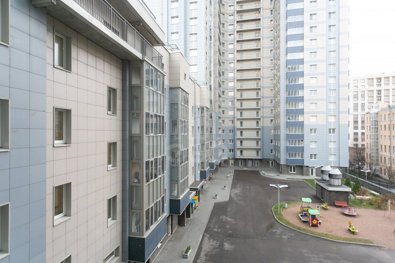 двухкомнатная квартира в Санкт-Петербурге по адресу: Смоленская ул., 18, литера А