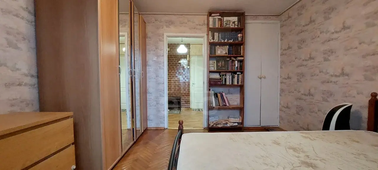 трехкомнатная квартира в Санкт-Петербурге по адресу: Будапештская ул., 23, к 5