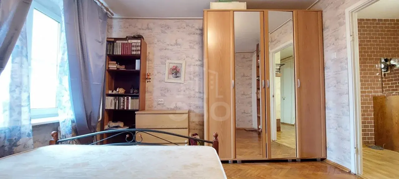 трехкомнатная квартира в Санкт-Петербурге по адресу: Будапештская ул., 23, к 5
