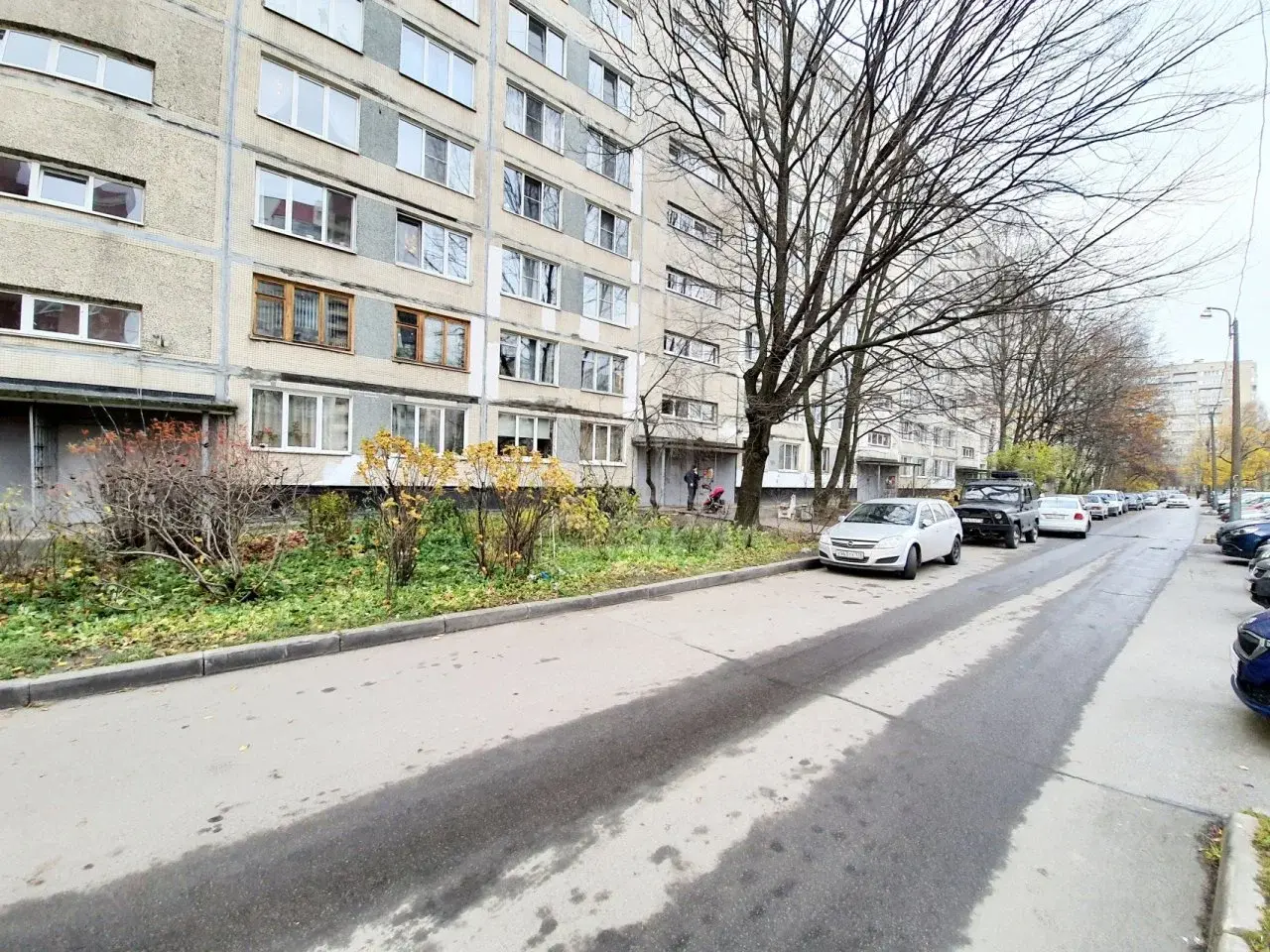 однокомнатная квартира в Санкт-Петербурге по адресу: Дыбенко ул., 38
