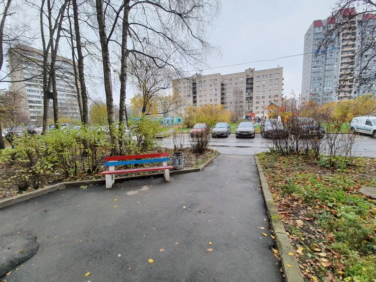 однокомнатная квартира в Санкт-Петербурге по адресу: Дыбенко ул., 38