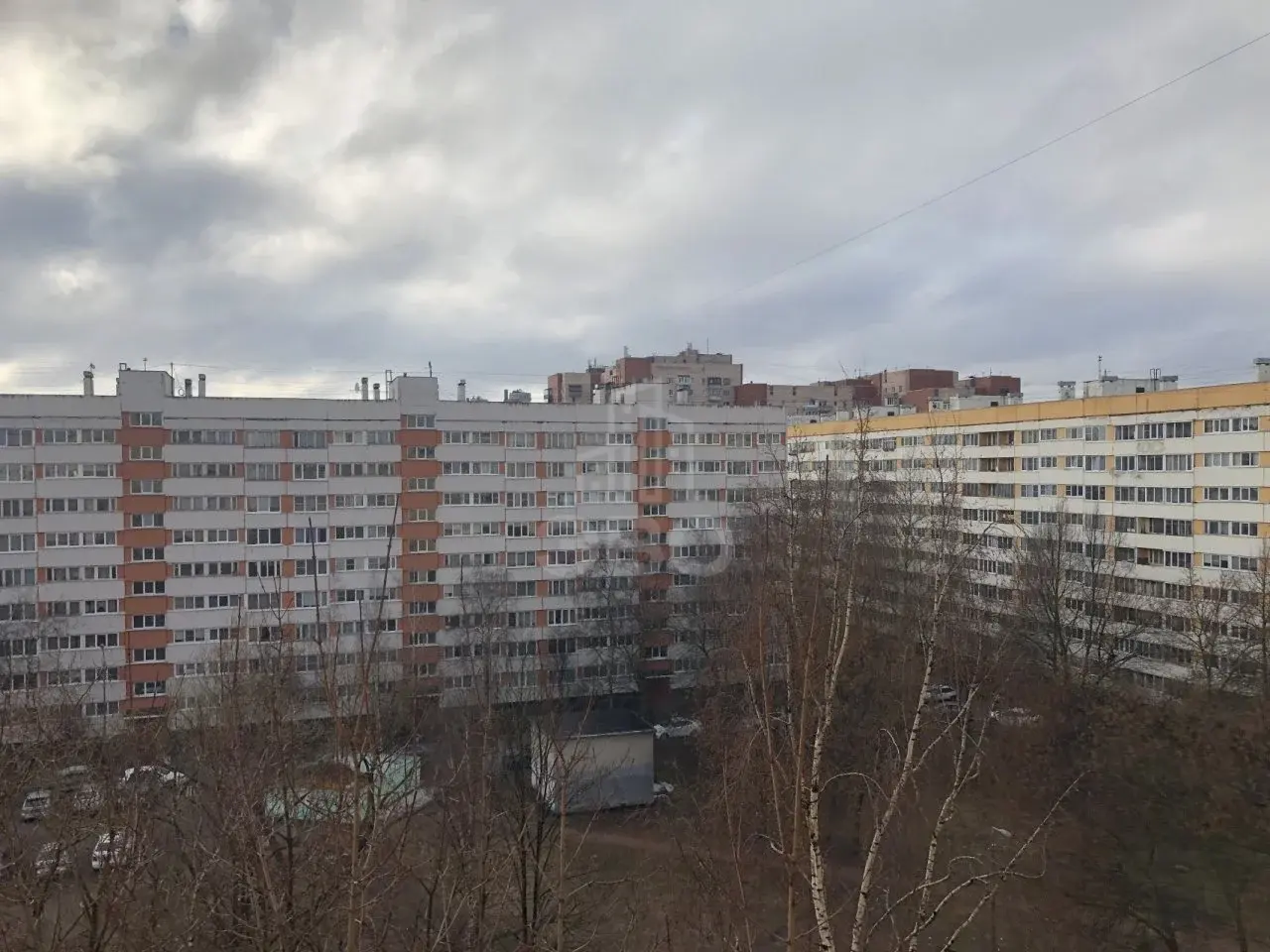 трехкомнатная квартира в Санкт-Петербурге по адресу: Зины Портновой ул., 21, к 1