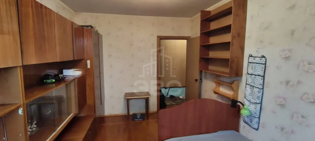 трехкомнатная квартира в Санкт-Петербурге по адресу: Зины Портновой ул., 21, к 1