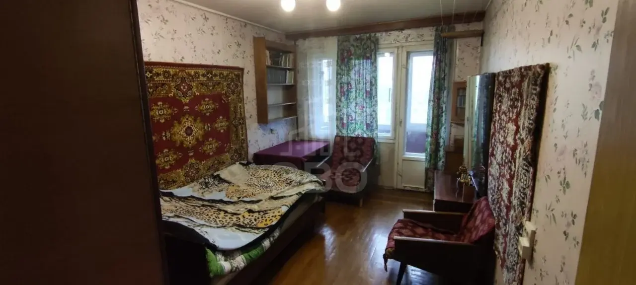трехкомнатная квартира в Санкт-Петербурге по адресу: Зины Портновой ул., 21, к 1