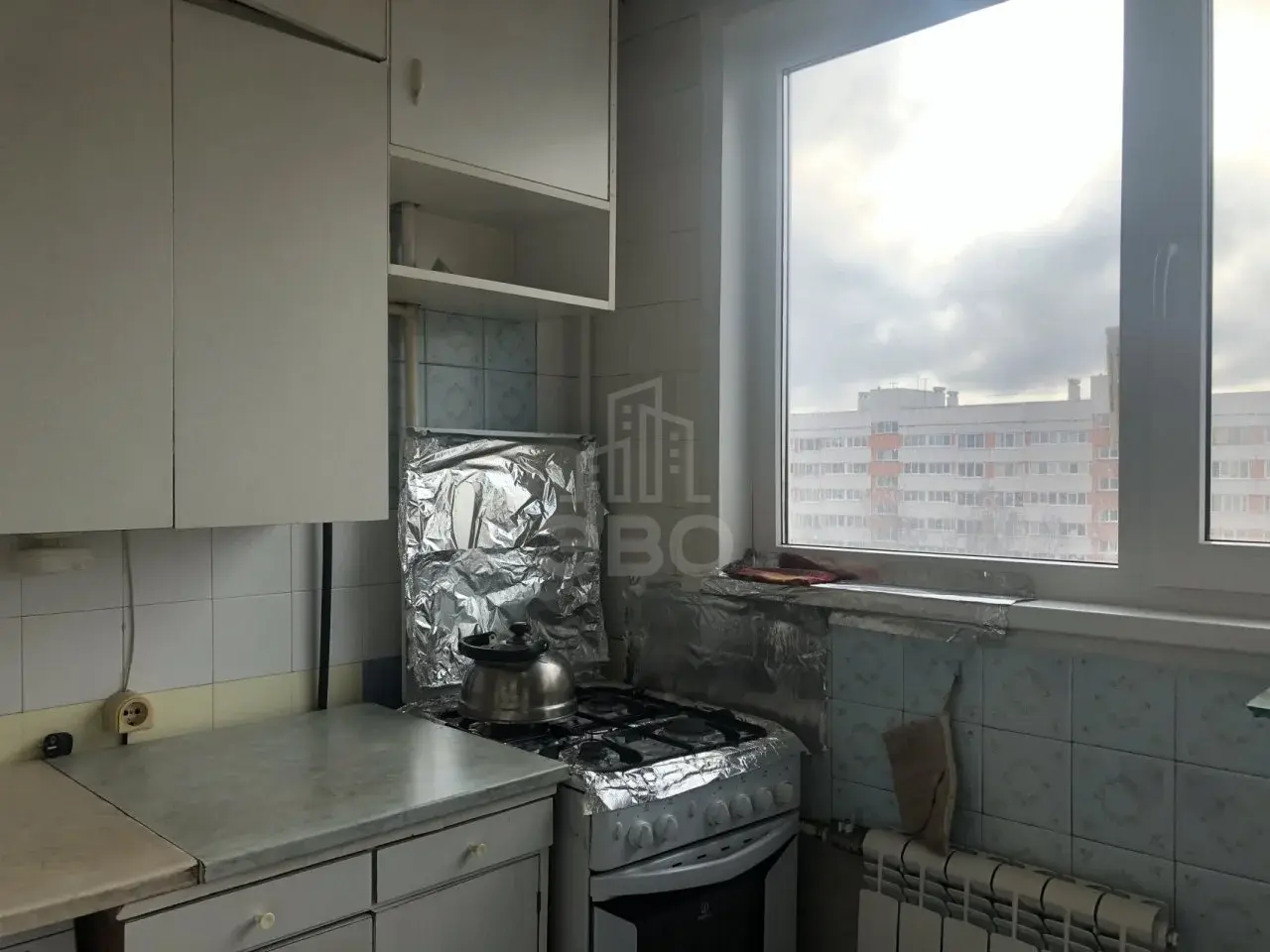 трехкомнатная квартира в Санкт-Петербурге по адресу: Зины Портновой ул., 21, к 1