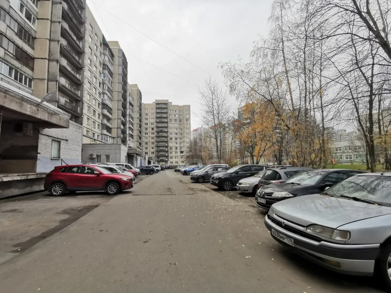 трехкомнатная квартира в Санкт-Петербурге по адресу: Косыгина проспект, 26, к 1