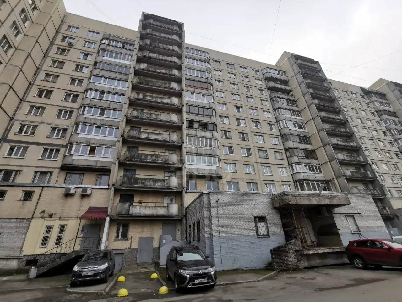 трехкомнатная квартира в Санкт-Петербурге по адресу: Косыгина проспект, 26, к 1