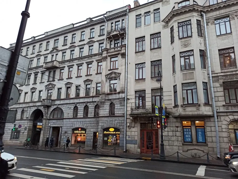 комната в Санкт-Петербурге по адресу: Каменноостровский проспект, 27
