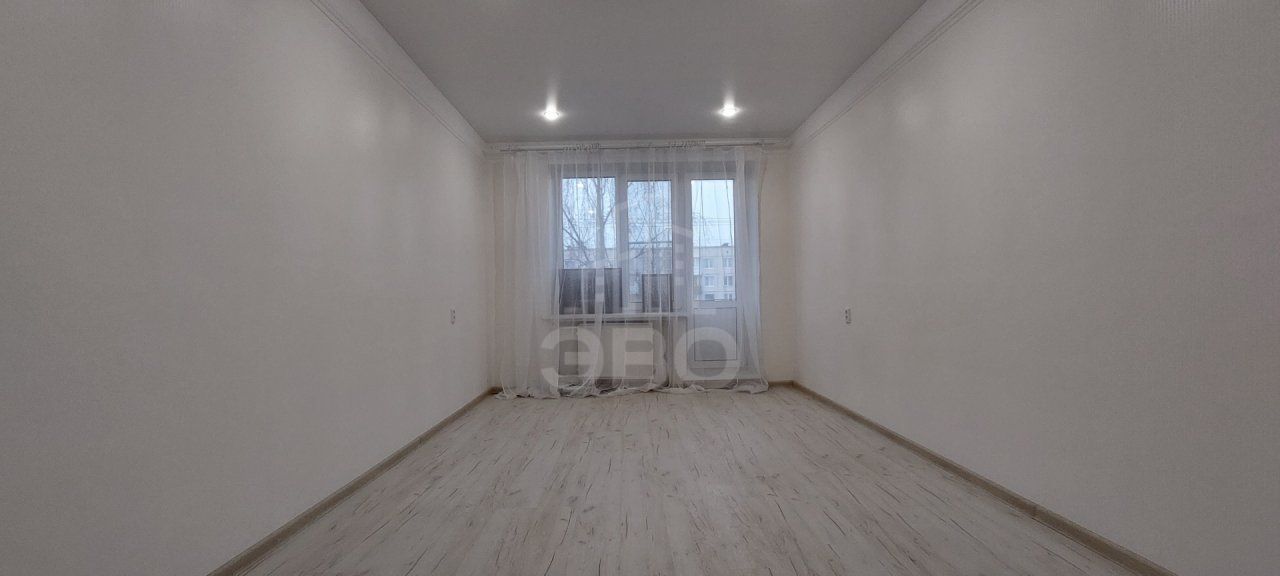 трехкомнатная квартира в Санкт-Петербурге по адресу: Ушинского ул., 18