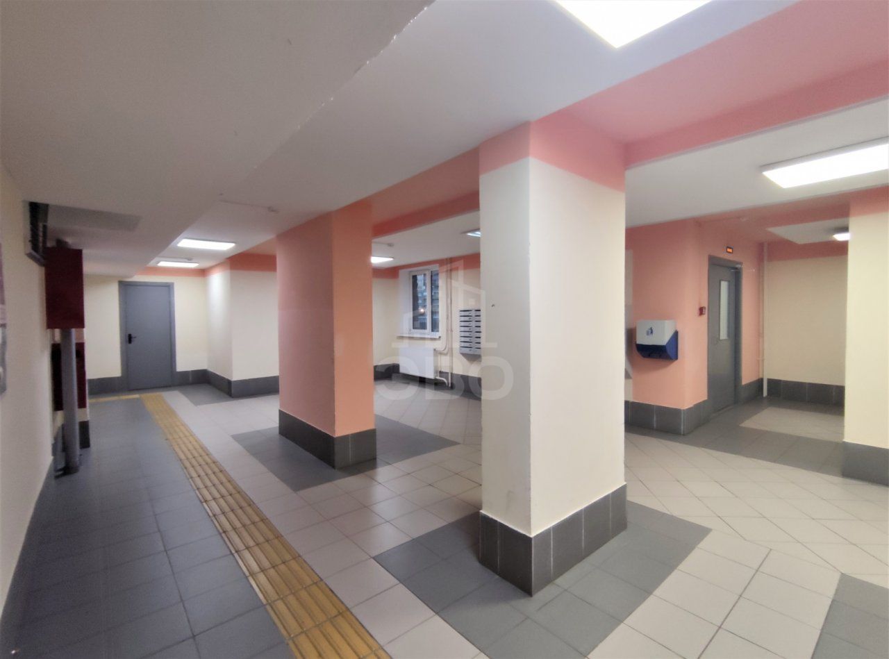 однокомнатная квартира в Санкт-Петербурге по адресу: Фёдора Абрамова ул., 21, к 3