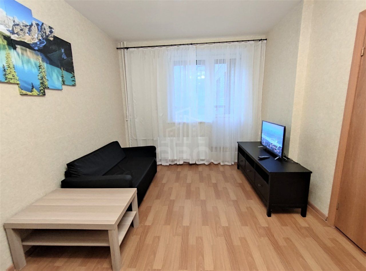 однокомнатная квартира в Санкт-Петербурге по адресу: Фёдора Абрамова ул., 21, к 3