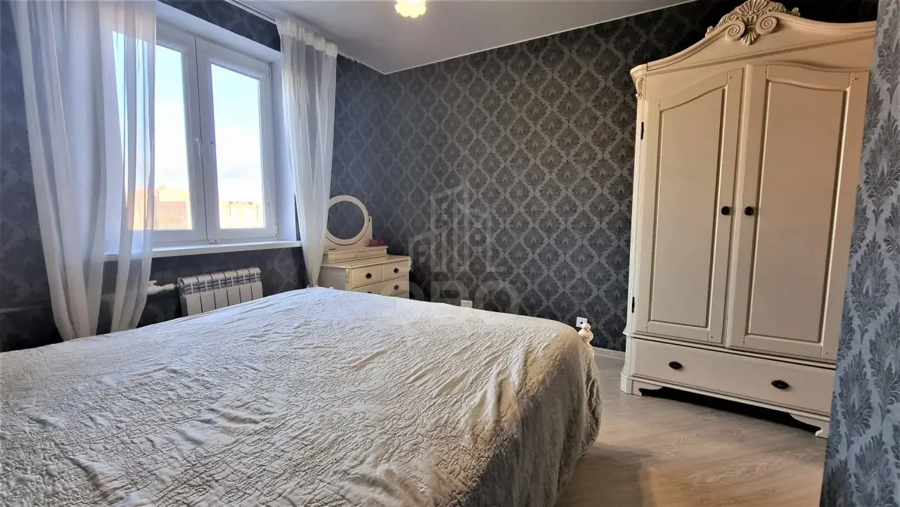 трехкомнатная квартира в Санкт-Петербурге по адресу: Камышовая ул., 22, к 1