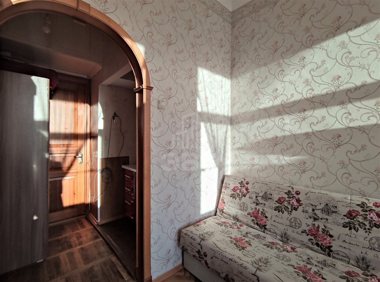 комната в Санкт-Петербурге по адресу: 8-я Советская ул., 9-13