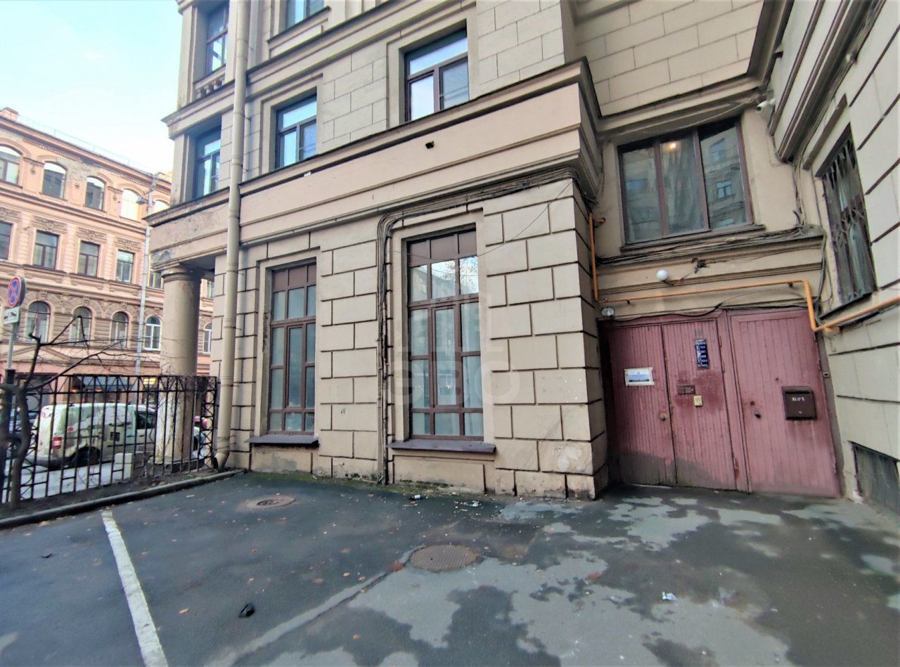 комната в Санкт-Петербурге по адресу: 8-я Советская ул., 9-13