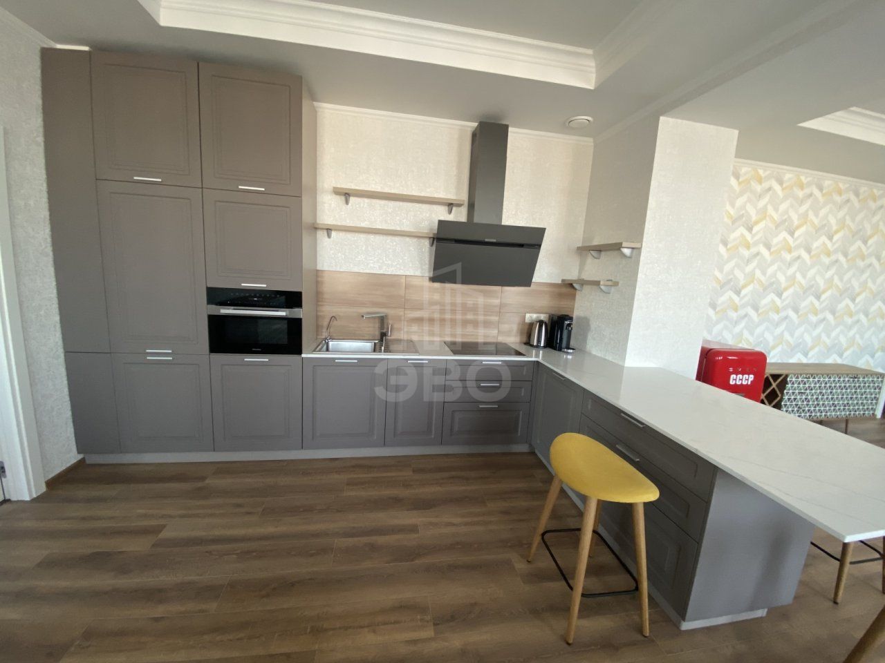 четырехкомнатная квартира в Санкт-Петербурге по адресу: Лодыгина пер., 5