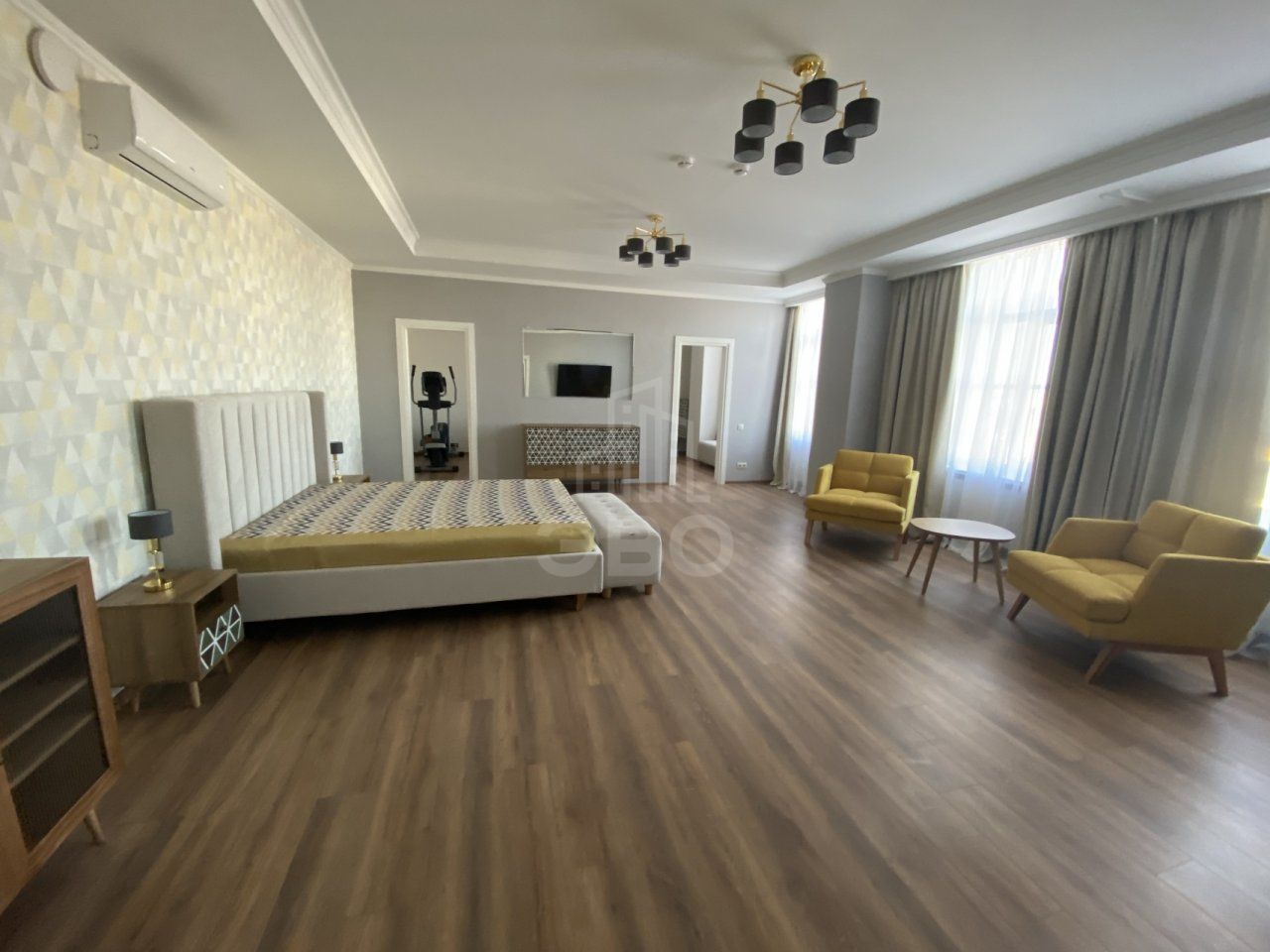 четырехкомнатная квартира в Санкт-Петербурге по адресу: Лодыгина пер., 5