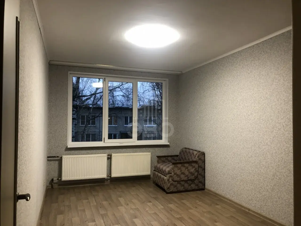 двухкомнатная квартира в Санкт-Петербурге по адресу: Славы проспект, 10, к 4