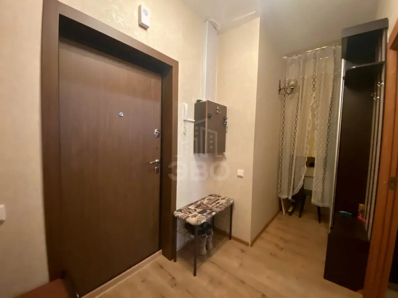 однокомнатная квартира в Санкт-Петербурге по адресу: Ковалевская ул., 26