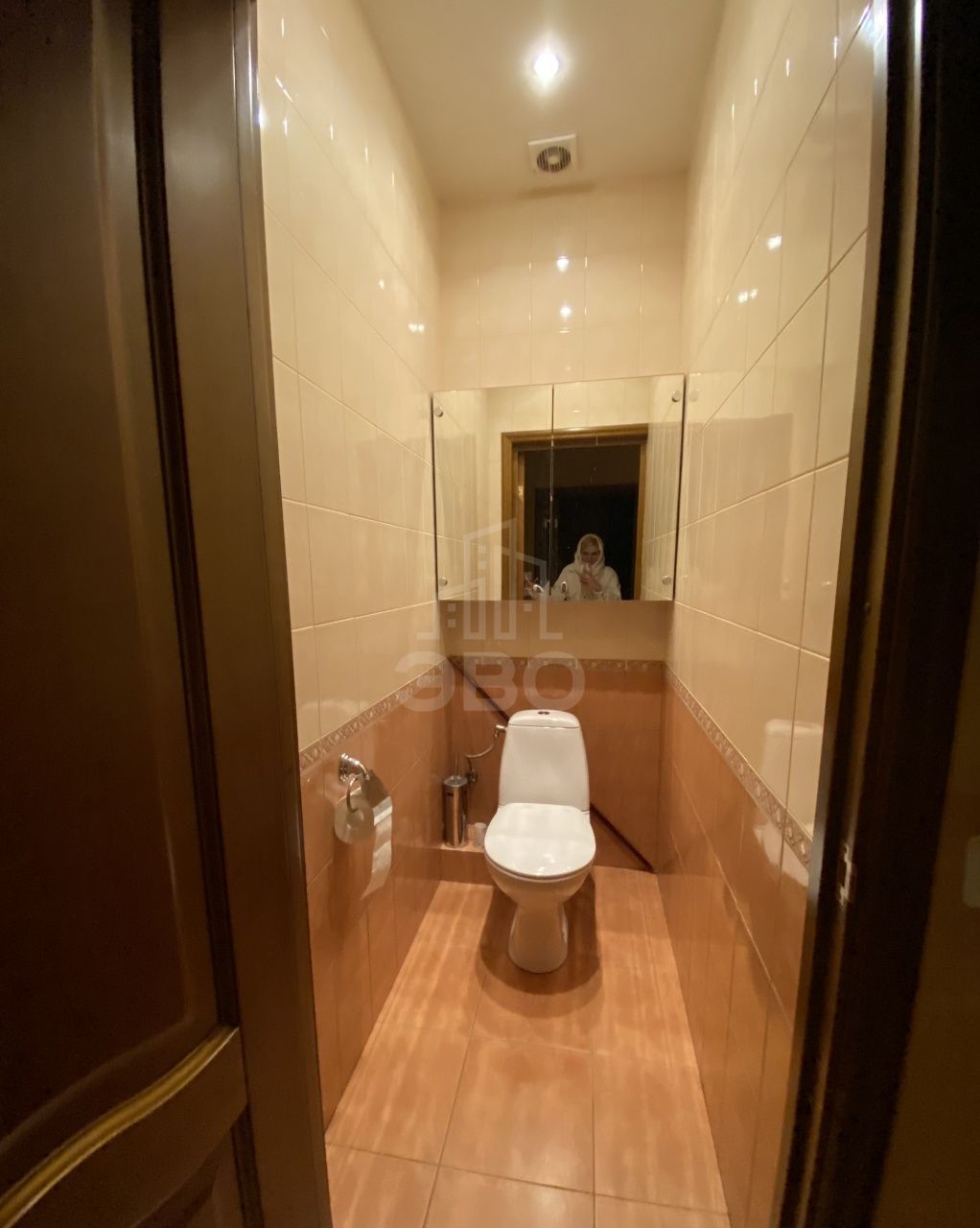 трехкомнатная квартира в Санкт-Петербурге по адресу: Варшавская ул., 104