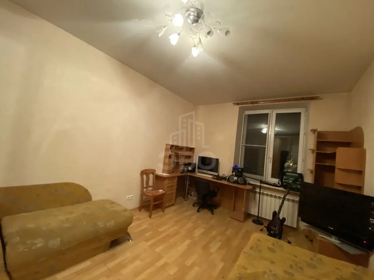 трехкомнатная квартира в Санкт-Петербурге по адресу: Варшавская ул., 104