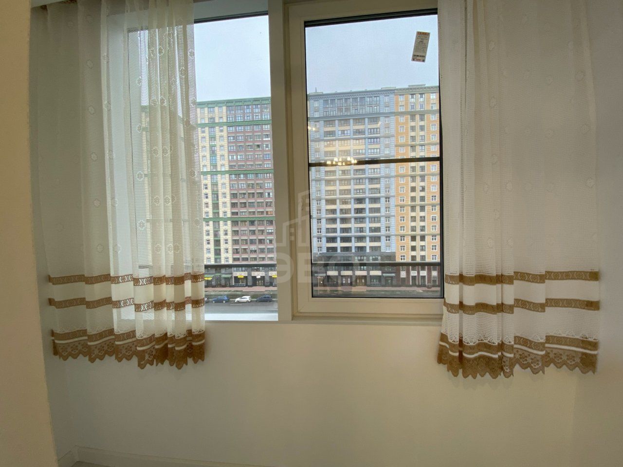 однокомнатная квартира в Санкт-Петербурге по адресу: Парфеновская ул., 7, к 1