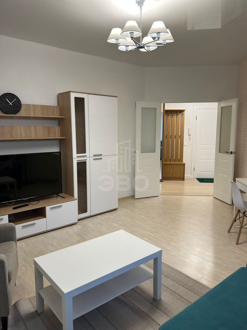 двухкомнатная квартира в Санкт-Петербурге по адресу: Российский проспект, 8