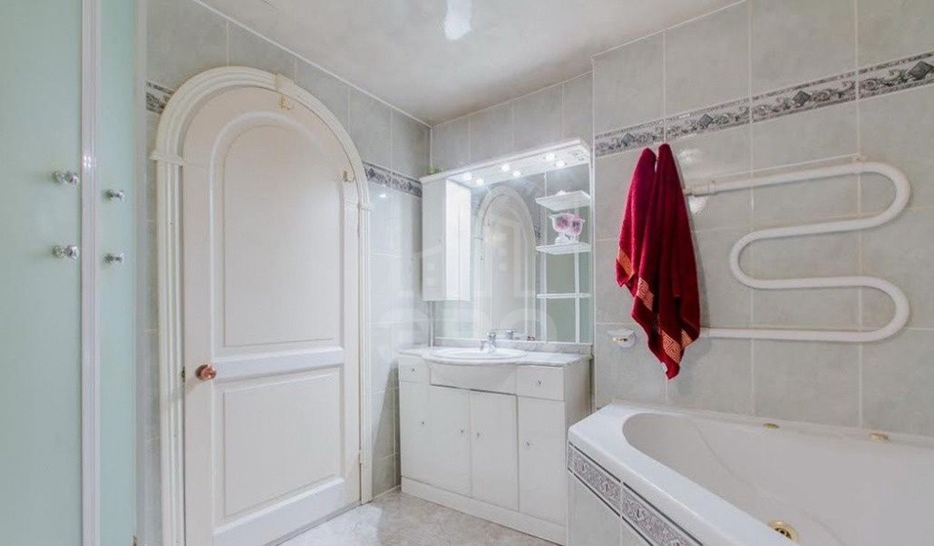 двухкомнатная квартира в Санкт-Петербурге по адресу: Кораблестроителей ул., 19, к 1Б