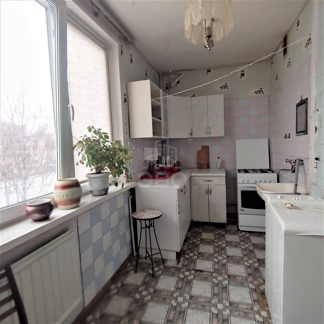 трехкомнатная квартира в Санкт-Петербурге по адресу: Бухарестская ул., 67, к 1, литера А