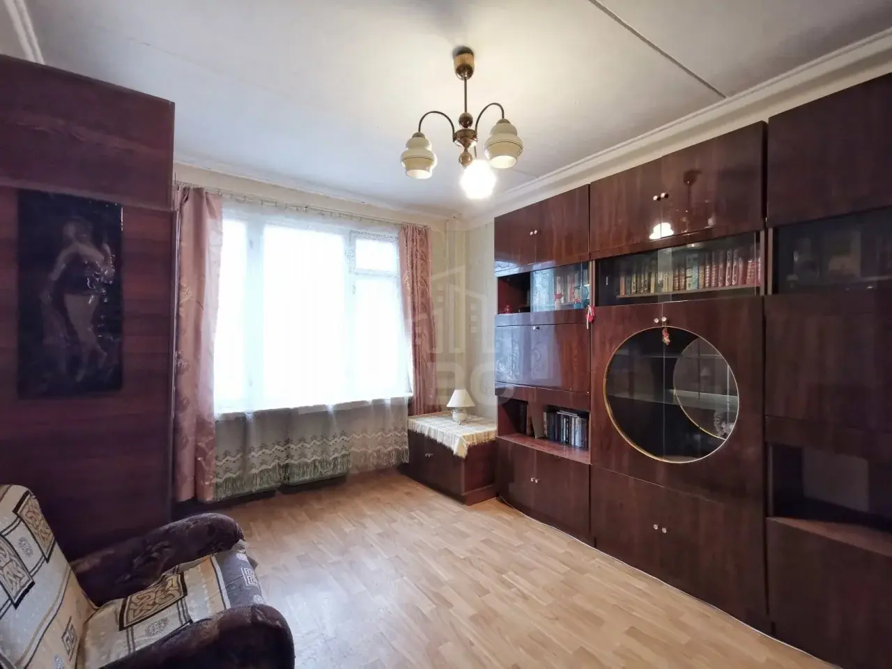двухкомнатная квартира в Санкт-Петербурге по адресу: Октябрьская наб., 90, к 7