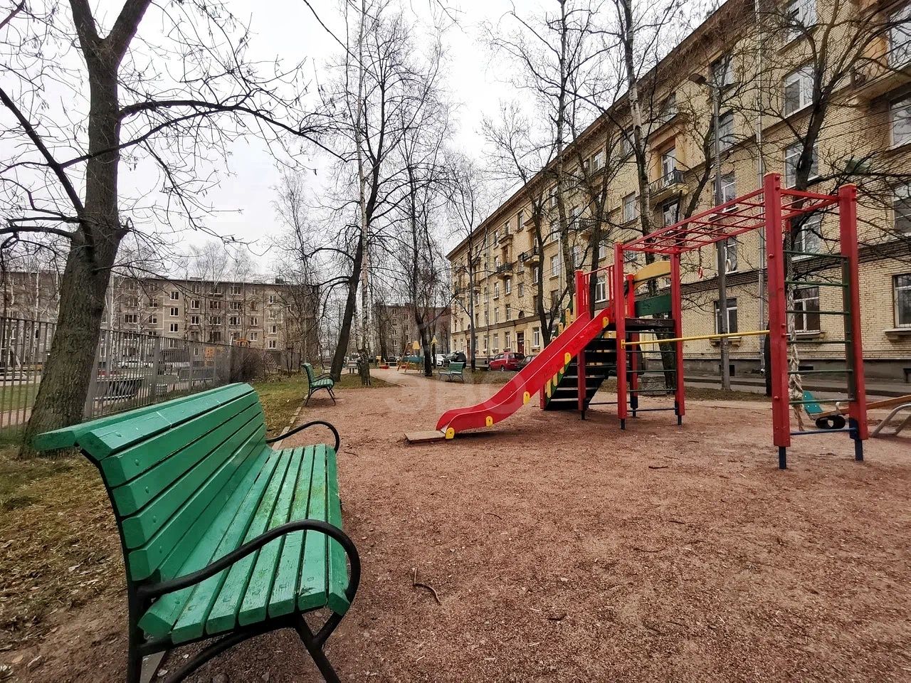 двухкомнатная квартира в Санкт-Петербурге по адресу: Октябрьская наб., 90, к 7