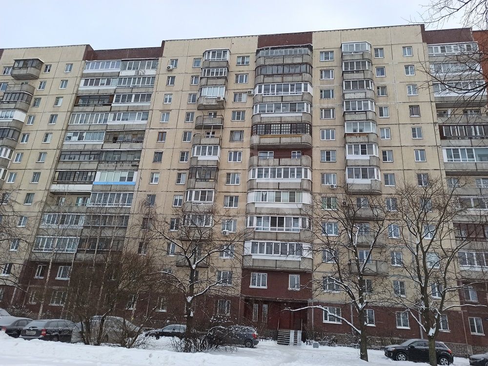 однокомнатная квартира в Санкт-Петербурге по адресу: Дмитрия Устинова ул., 8