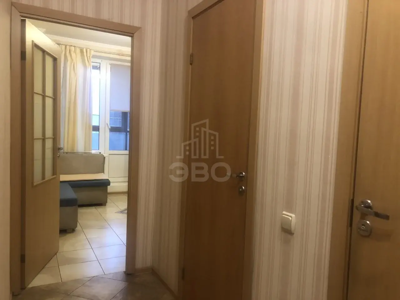 однокомнатная квартира в Санкт-Петербурге по адресу: Загребский б-р., 9