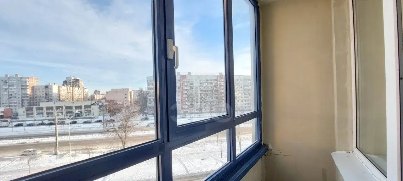 однокомнатная квартира в Санкт-Петербурге по адресу: Кораблестроителей ул., 32, к 1