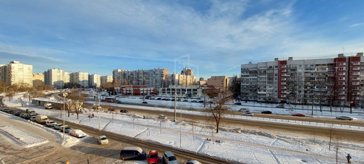однокомнатная квартира в Санкт-Петербурге по адресу: Кораблестроителей ул., 32, к 1