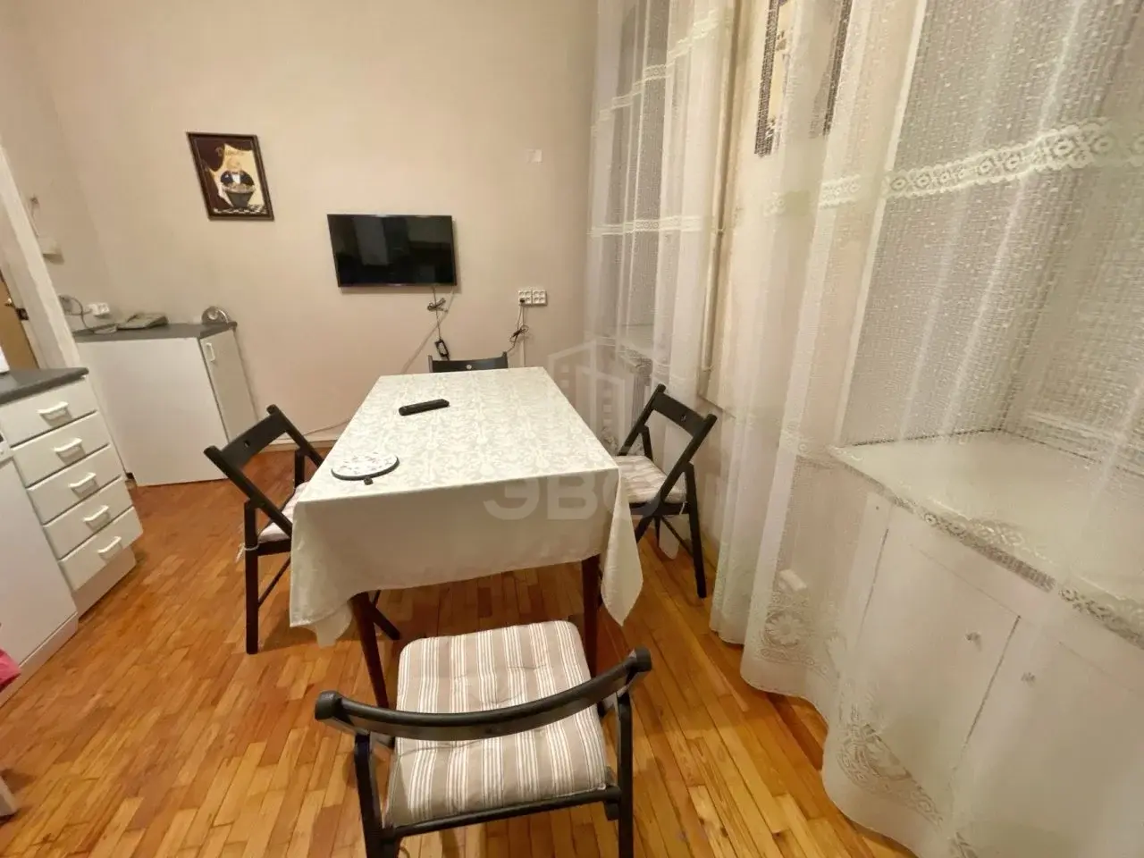 трехкомнатная квартира в Санкт-Петербурге по адресу: Апраксин пер., 19-21