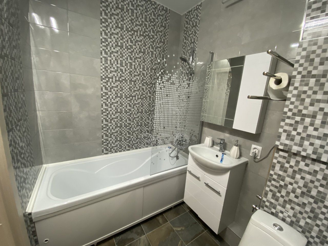 однокомнатная квартира в Санкт-Петербурге по адресу: Малая Митрофаньевская ул., 5, к 1