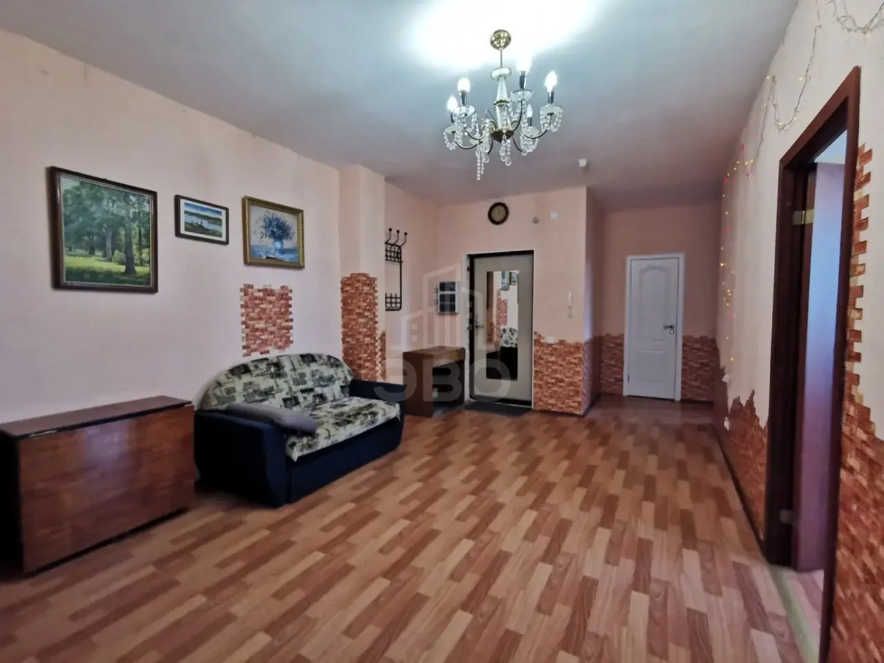 трехкомнатная квартира в Санкт-Петербурге по адресу: Окраинная ул., 9, к Б