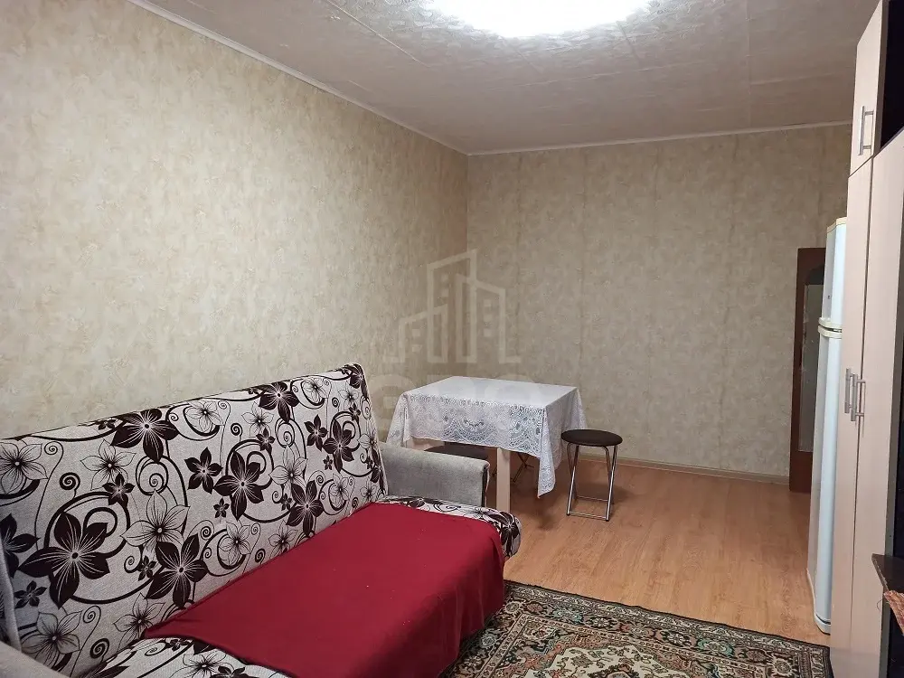 комната в Санкт-Петербурге по адресу: Есенина ул., 8, к 1