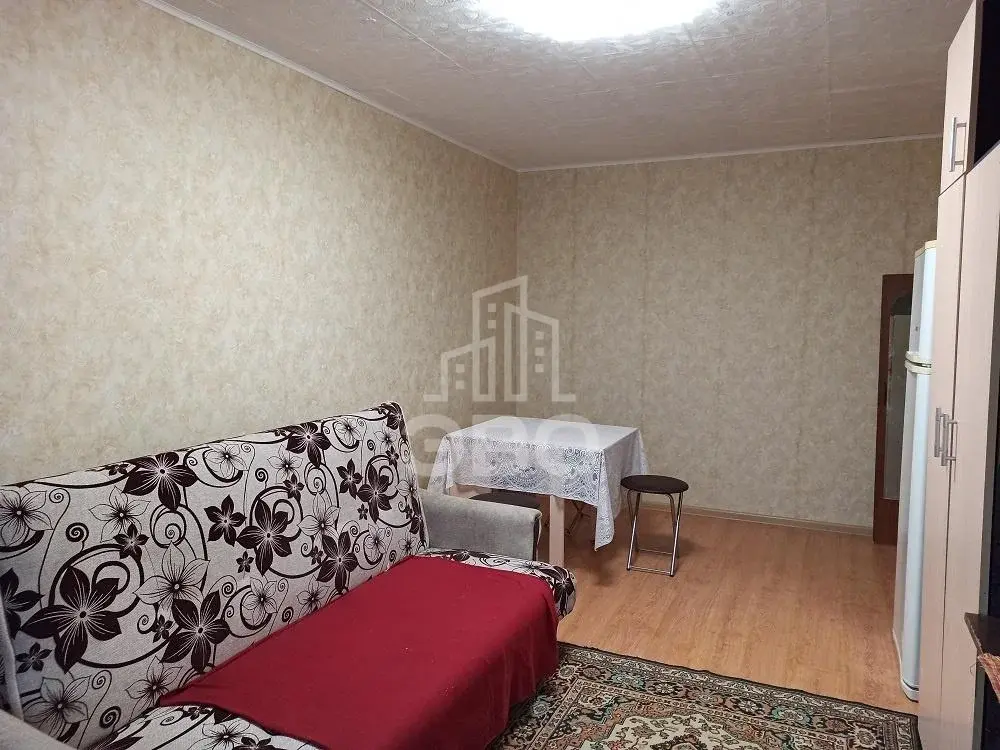 комната в Санкт-Петербурге по адресу: Есенина ул., 8, к 1