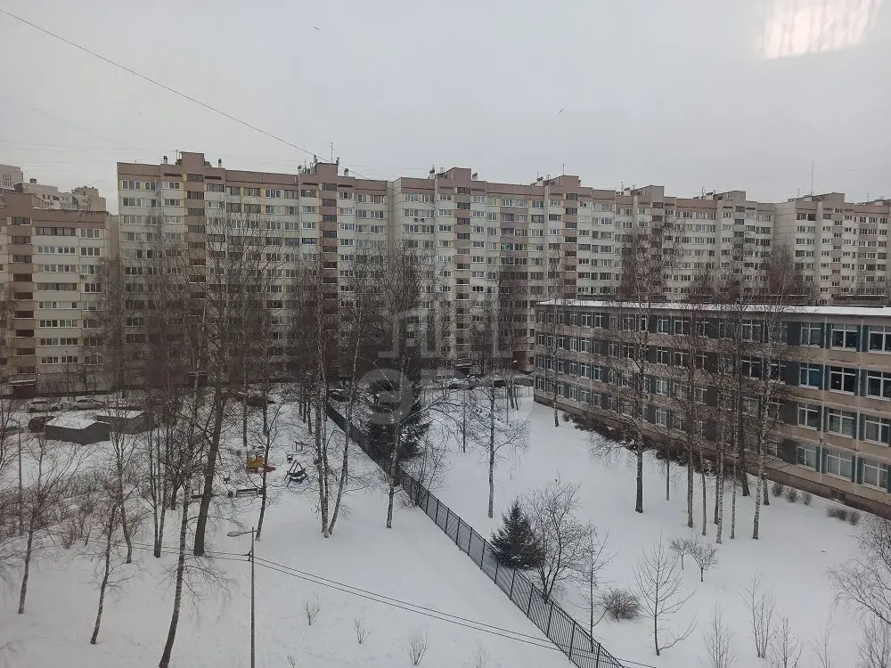 комната в Санкт-Петербурге по адресу: Есенина ул., 8, к 1