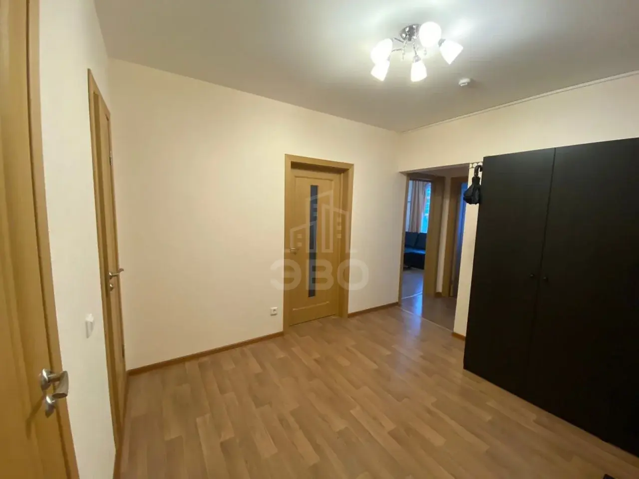 комната в Санкт-Петербурге по адресу: Кушелевская дор., 3, к 12