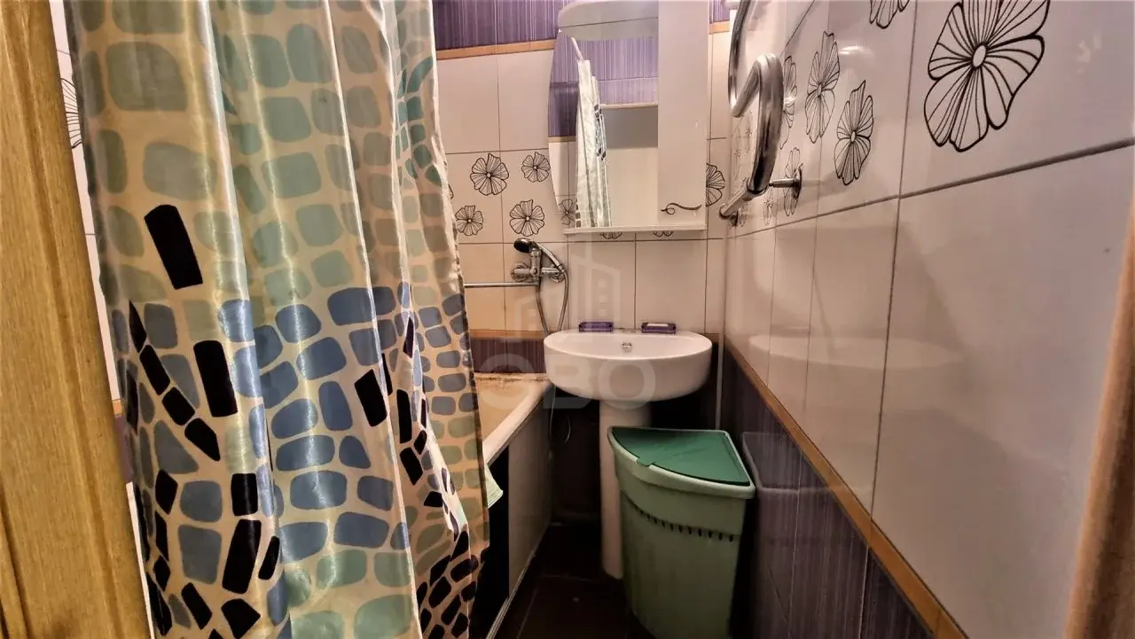 однокомнатная квартира в Санкт-Петербурге по адресу: Есенина ул., 12, к 1