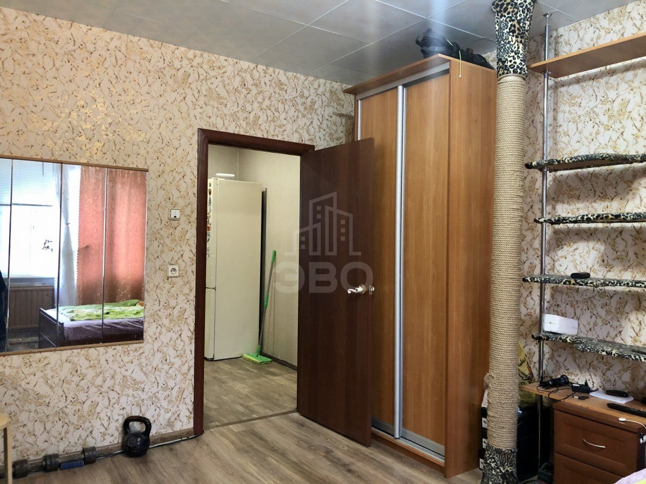 трехкомнатная квартира в Санкт-Петербурге по адресу: Камышовая ул., 2, к 1