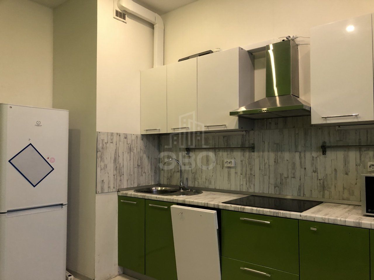 однокомнатная квартира в Санкт-Петербурге по адресу: Александровской Фермы проспект, 8