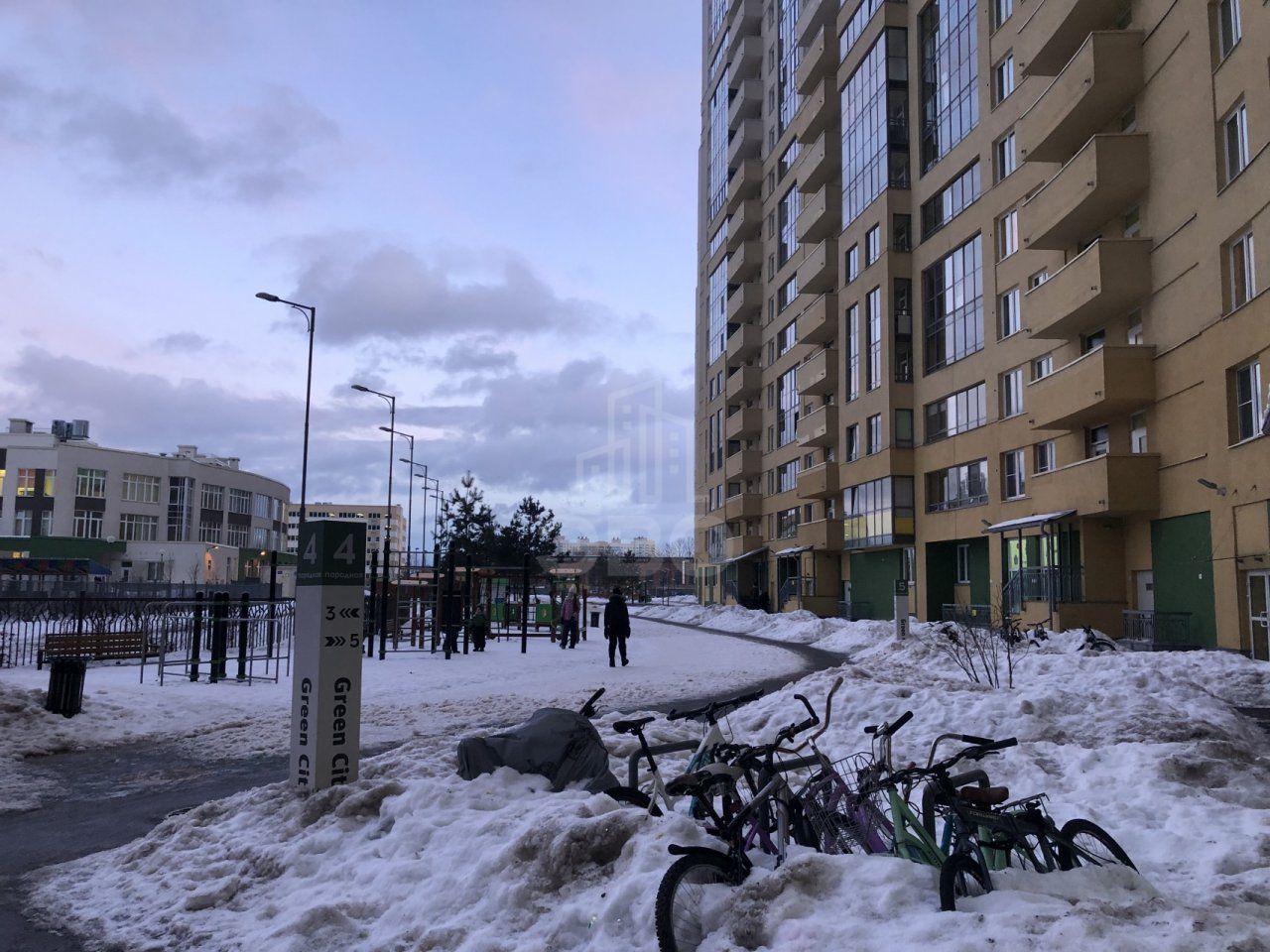 однокомнатная квартира в Санкт-Петербурге по адресу: Александровской Фермы проспект, 8