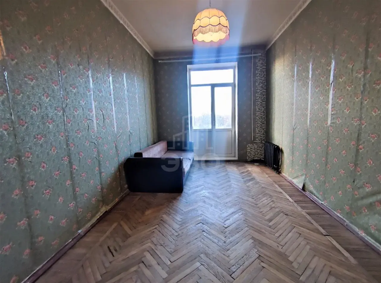 трехкомнатная квартира в Санкт-Петербурге по адресу: Блохина ул., 23