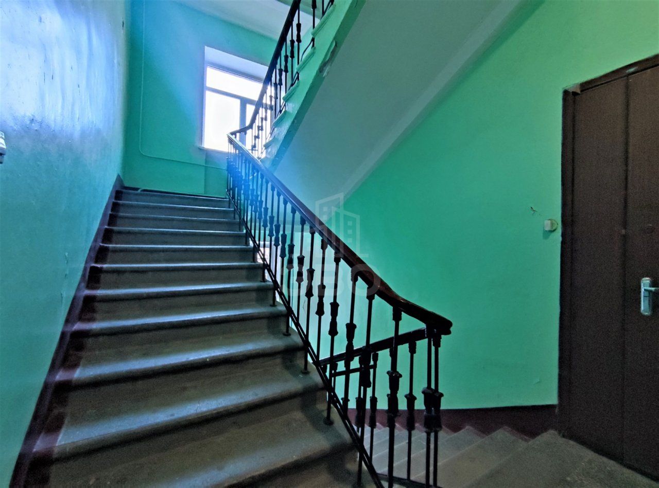 трехкомнатная квартира в Санкт-Петербурге по адресу: Блохина ул., 23