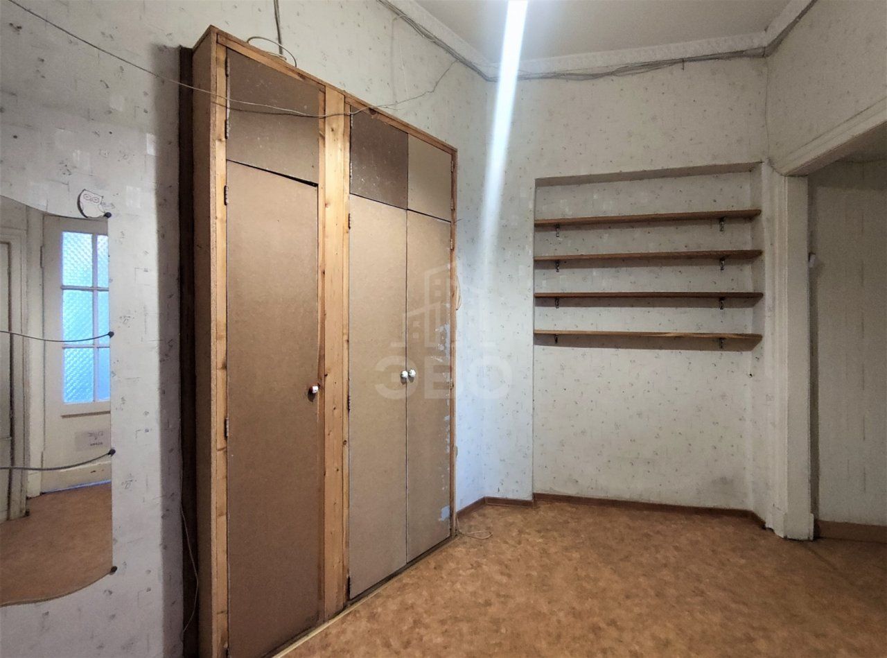 трехкомнатная квартира в Санкт-Петербурге по адресу: Блохина ул., 23